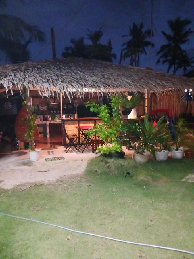 Weeroona Huts Homestay Pacifico San Isidro  Kültér fotó