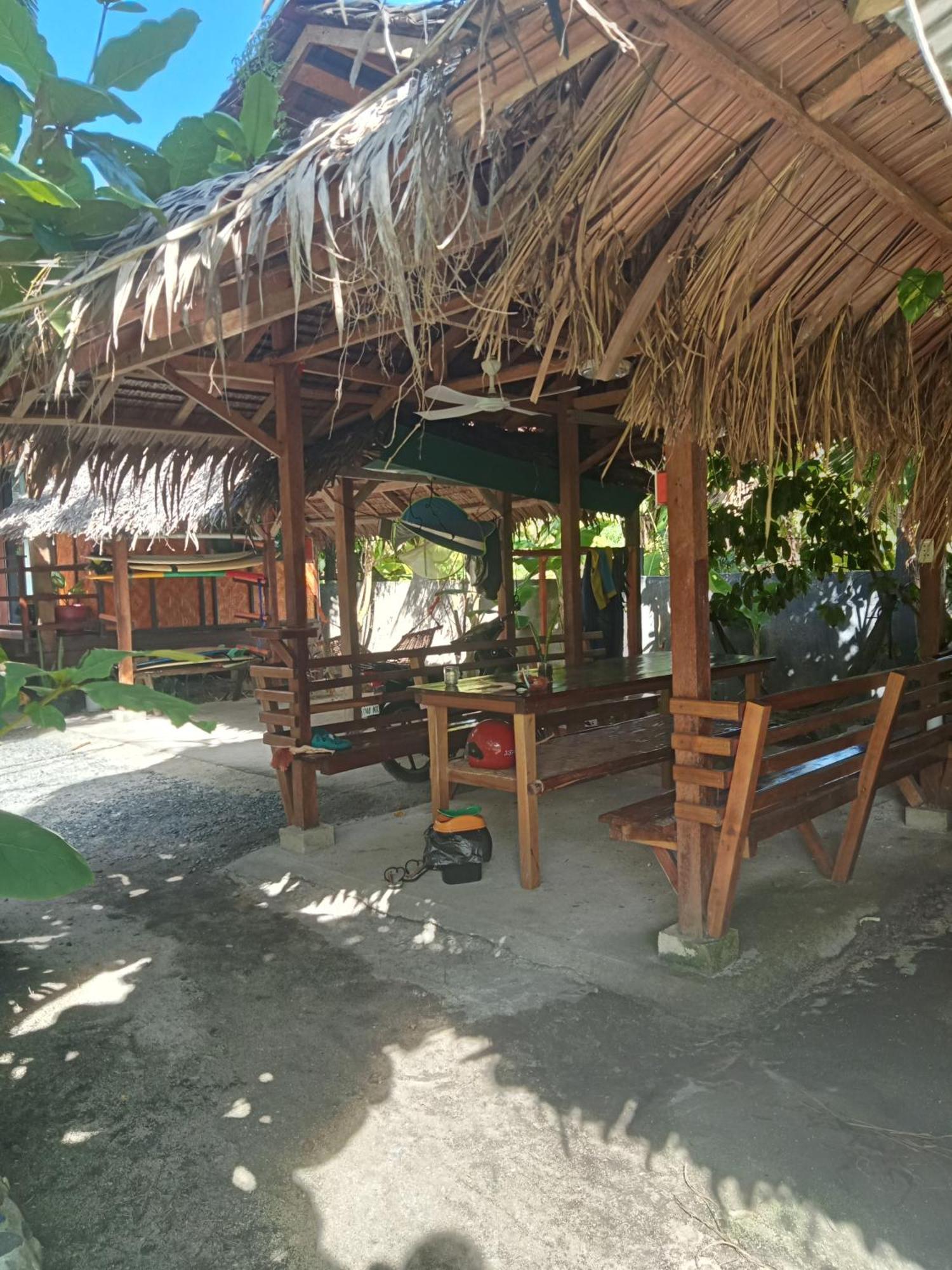 Weeroona Huts Homestay Pacifico San Isidro  Kültér fotó